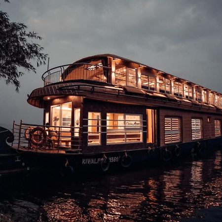 Victoria Houseboats Hotel Alappuzha Exterior foto