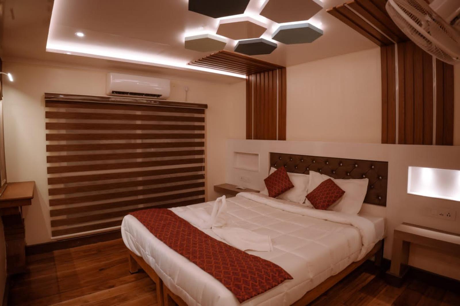 Victoria Houseboats Hotel Alappuzha Exterior foto